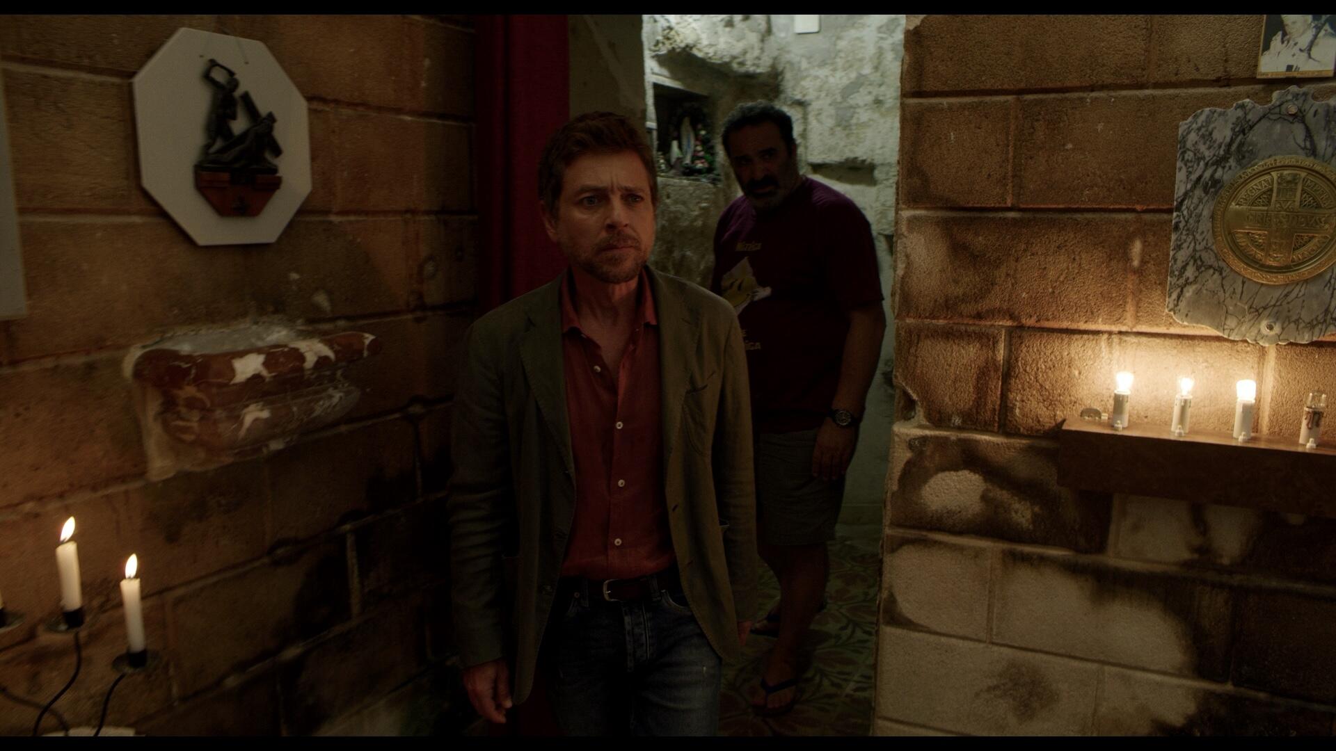 Makari still 12